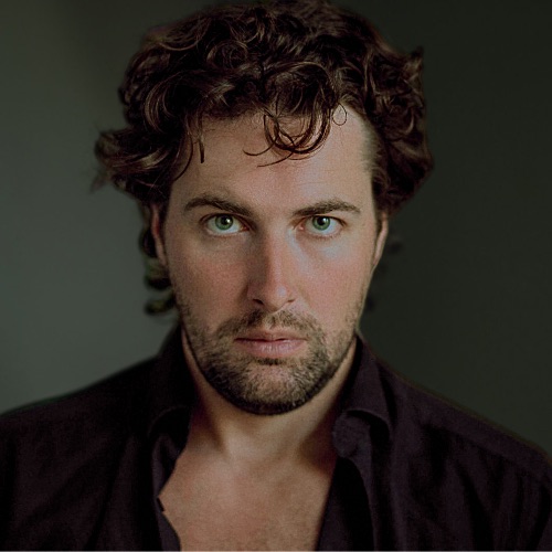 Александр Волков